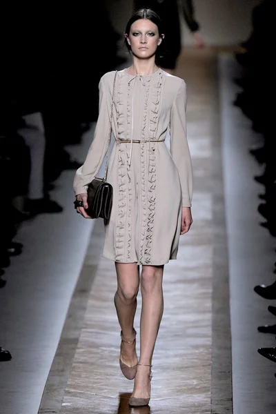 Look 8
